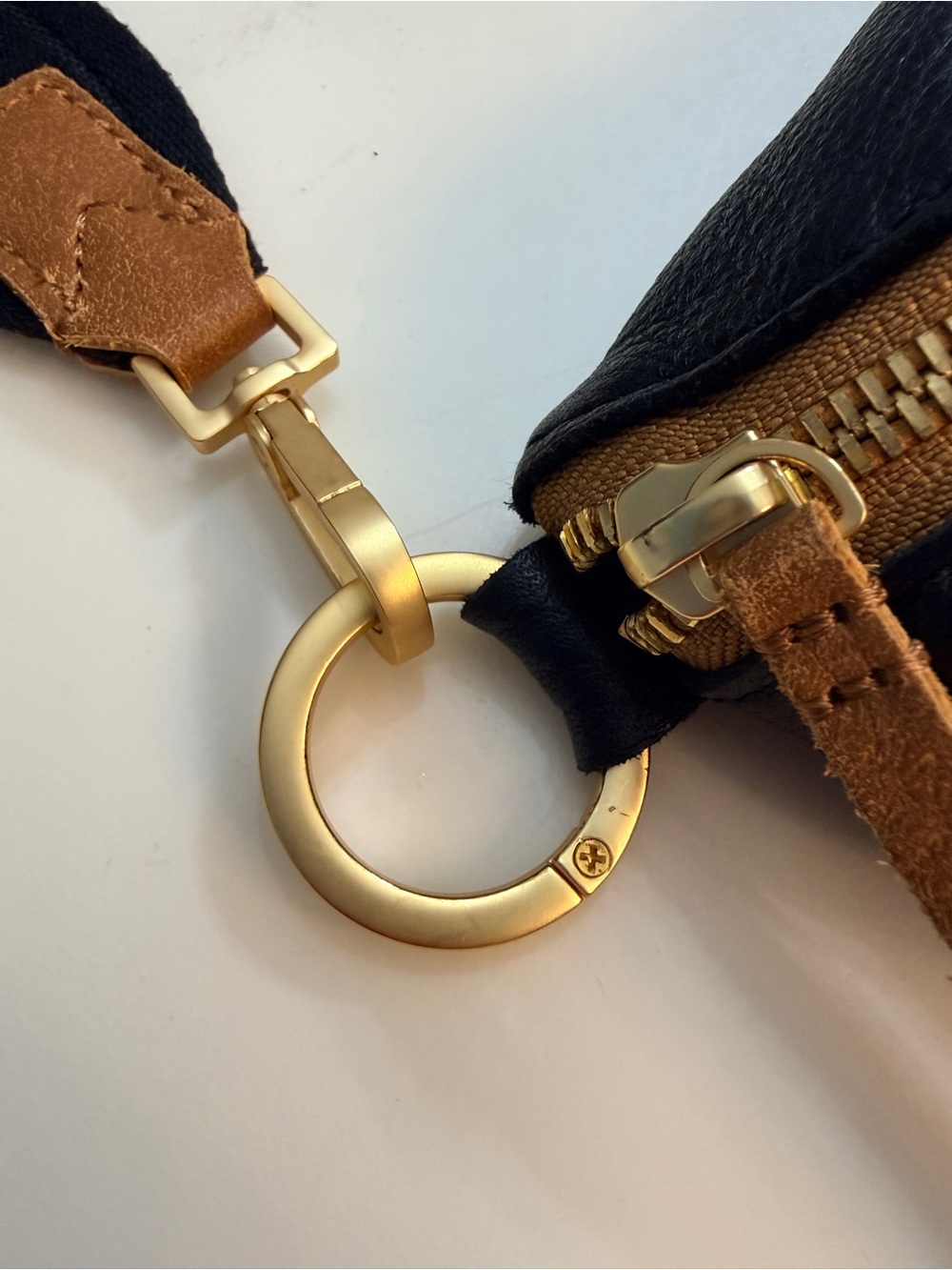 Hammitt CHARLES CROSSBODY - Medium - North End/Brushed Gold - Picture 8 of 16
